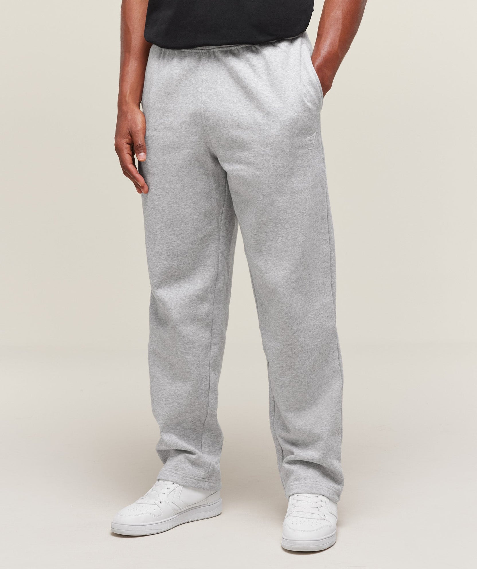 Pantalones deportivos de pierna recta