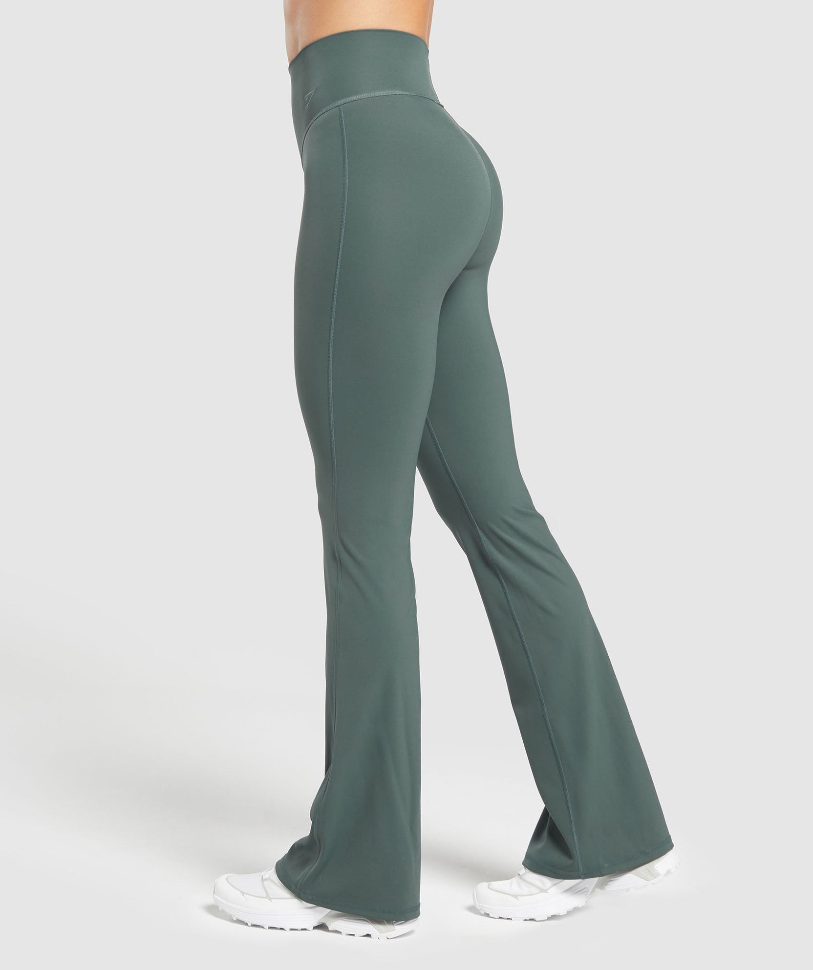 Leggings acampanados Elevate 2.0