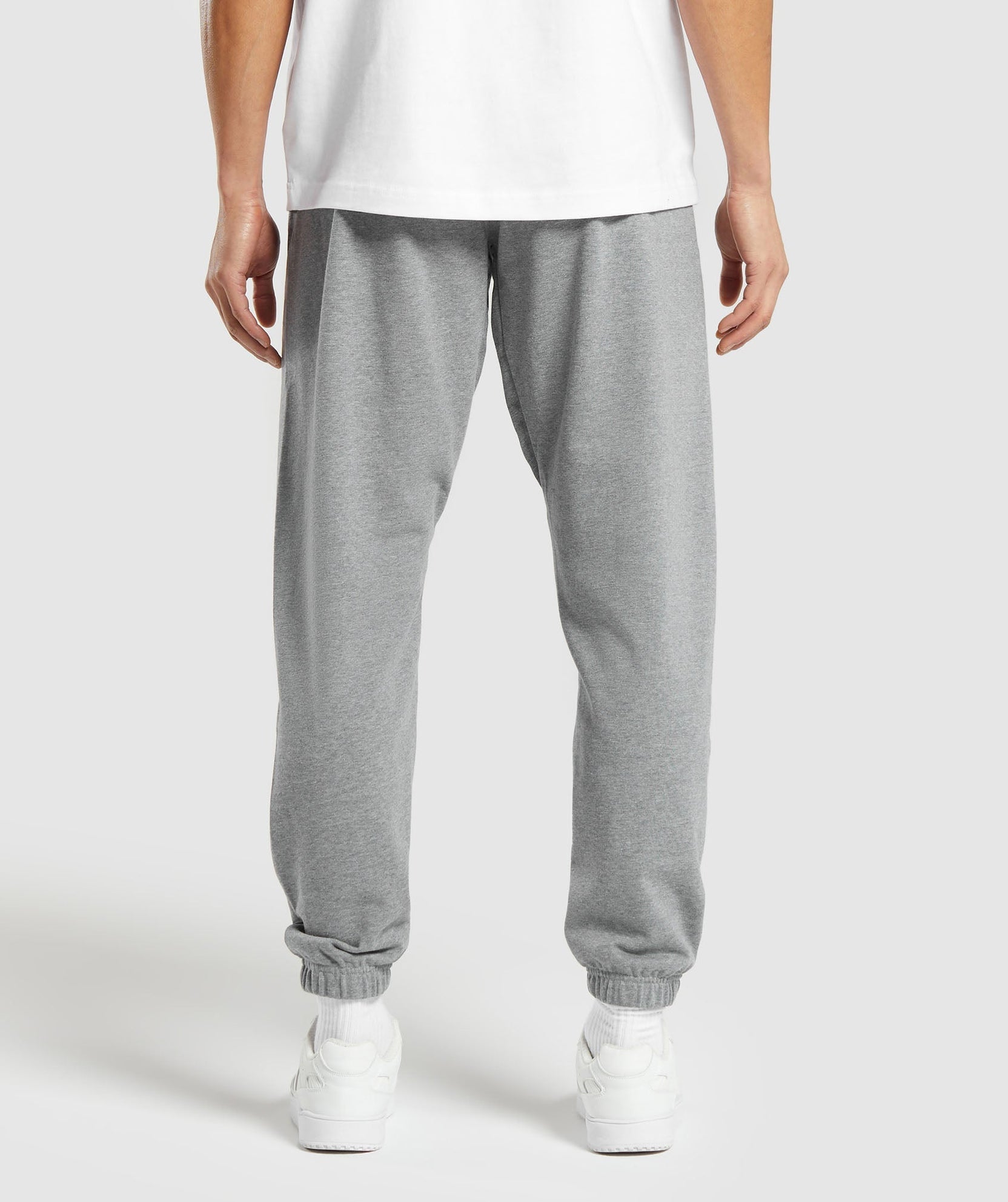 Joggers esenciales de gran tamaño
