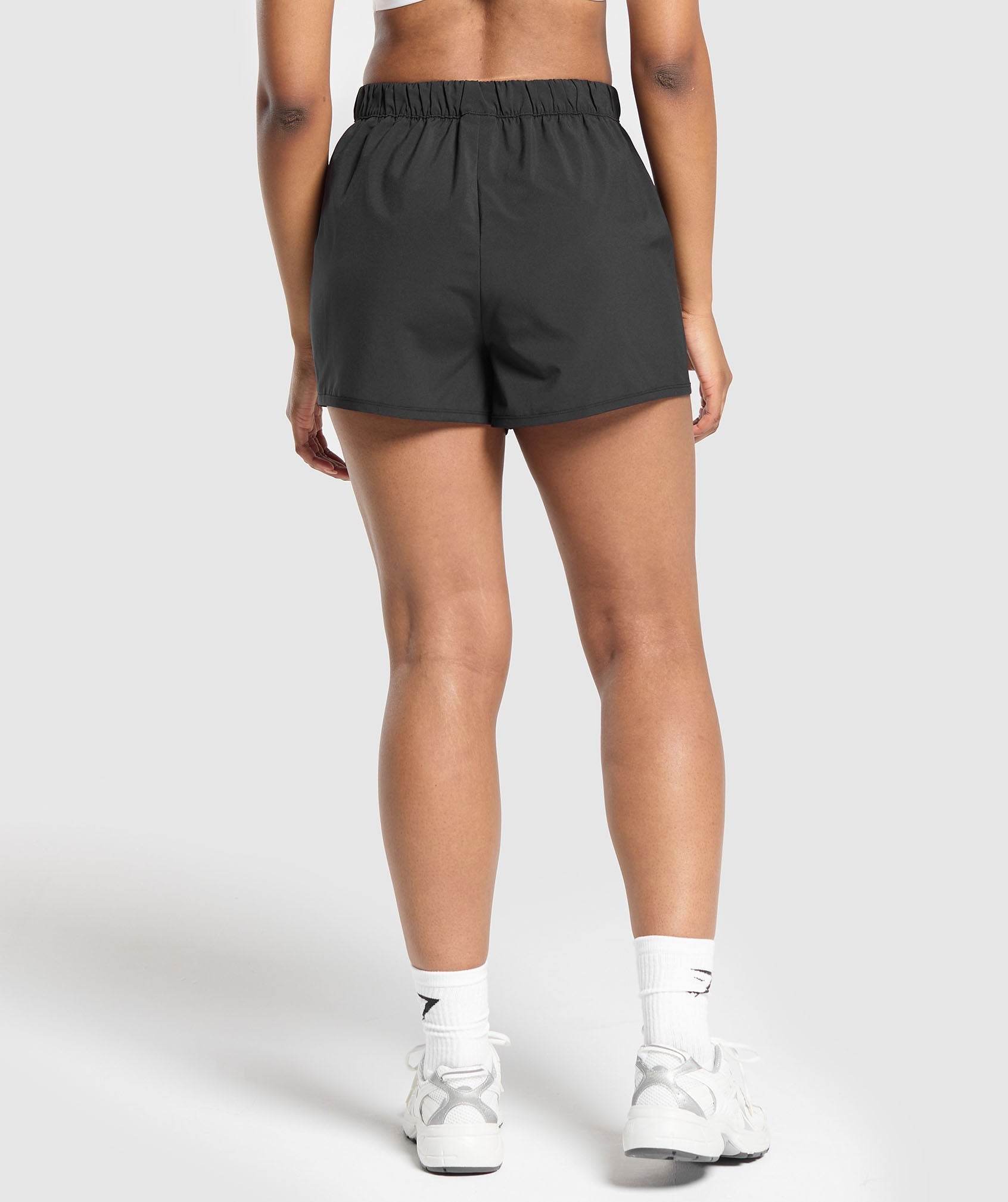 Pantalones cortos con dobladillo festoneado