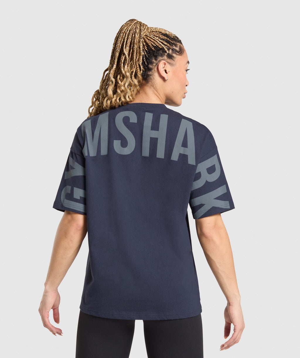 Camiseta gráfica con marca denominativa