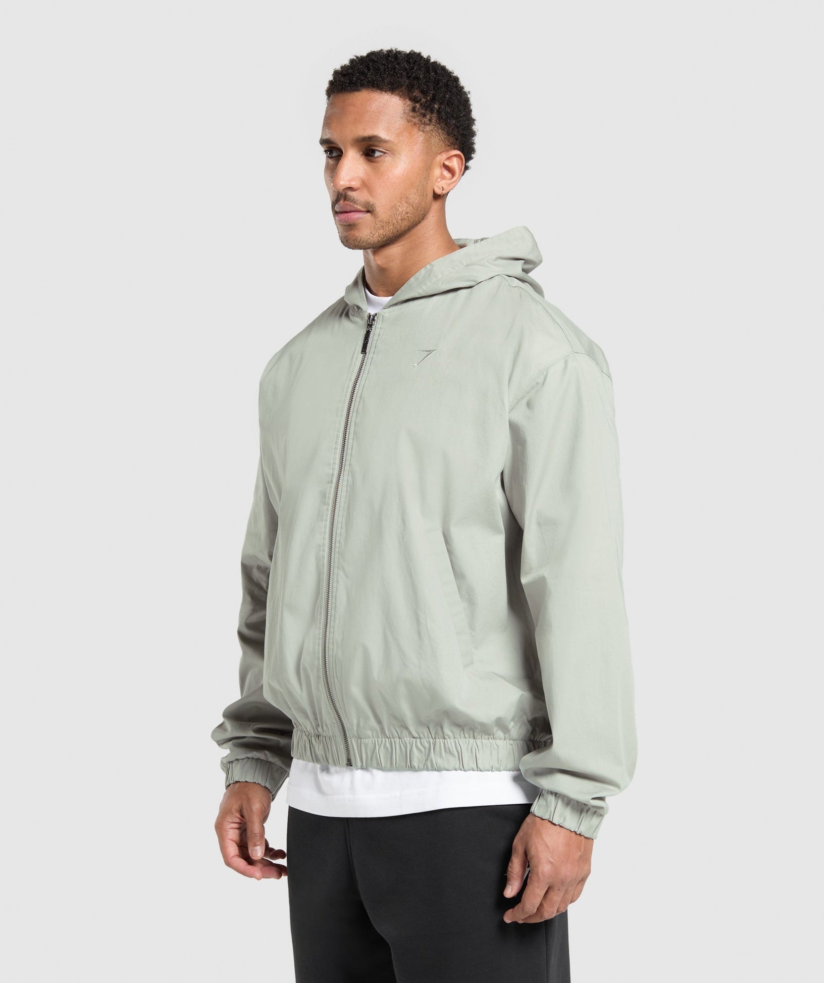 Chaqueta con capucha de gran tamaño