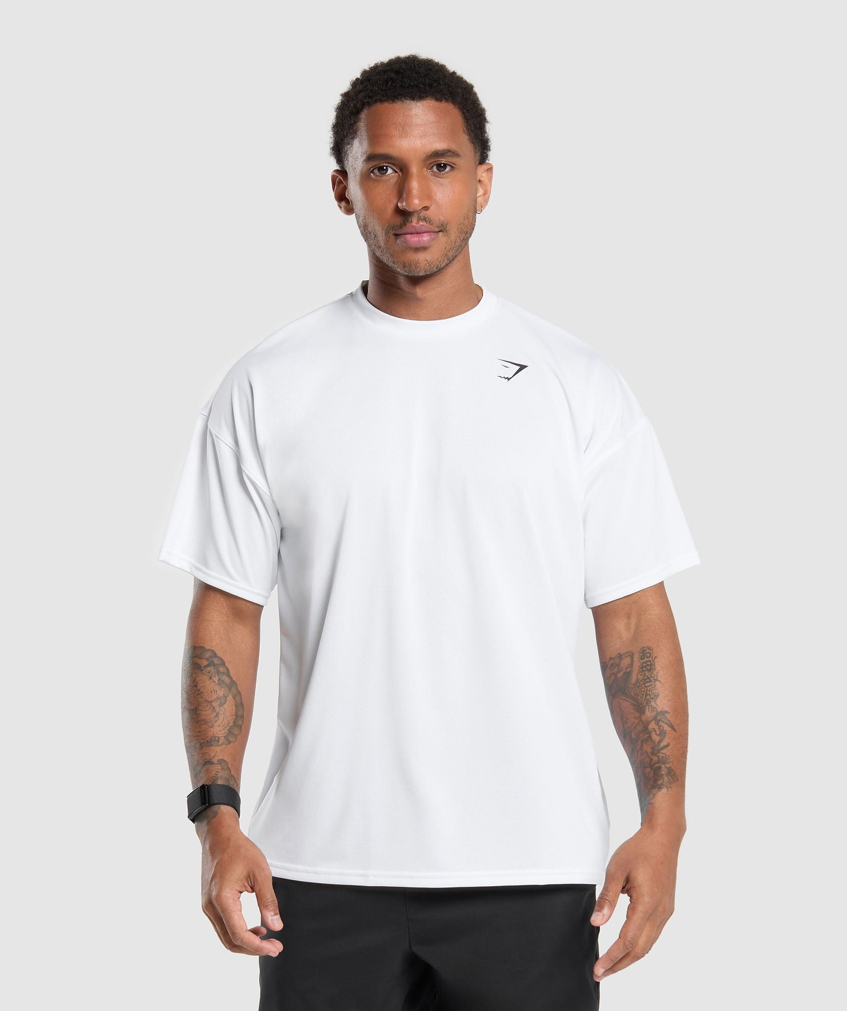 Camiseta de rendimiento extragrande