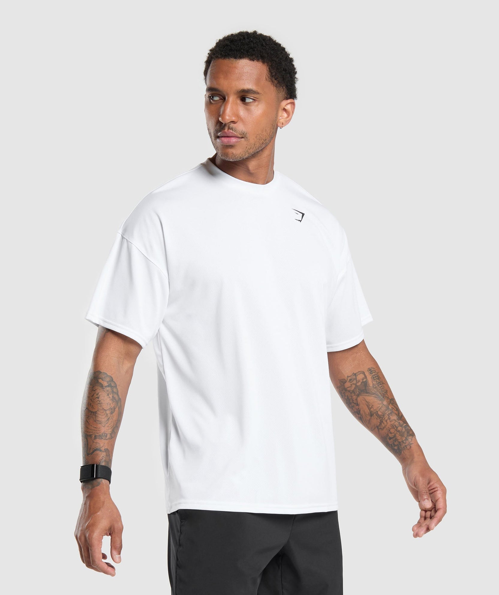Camiseta de rendimiento extragrande