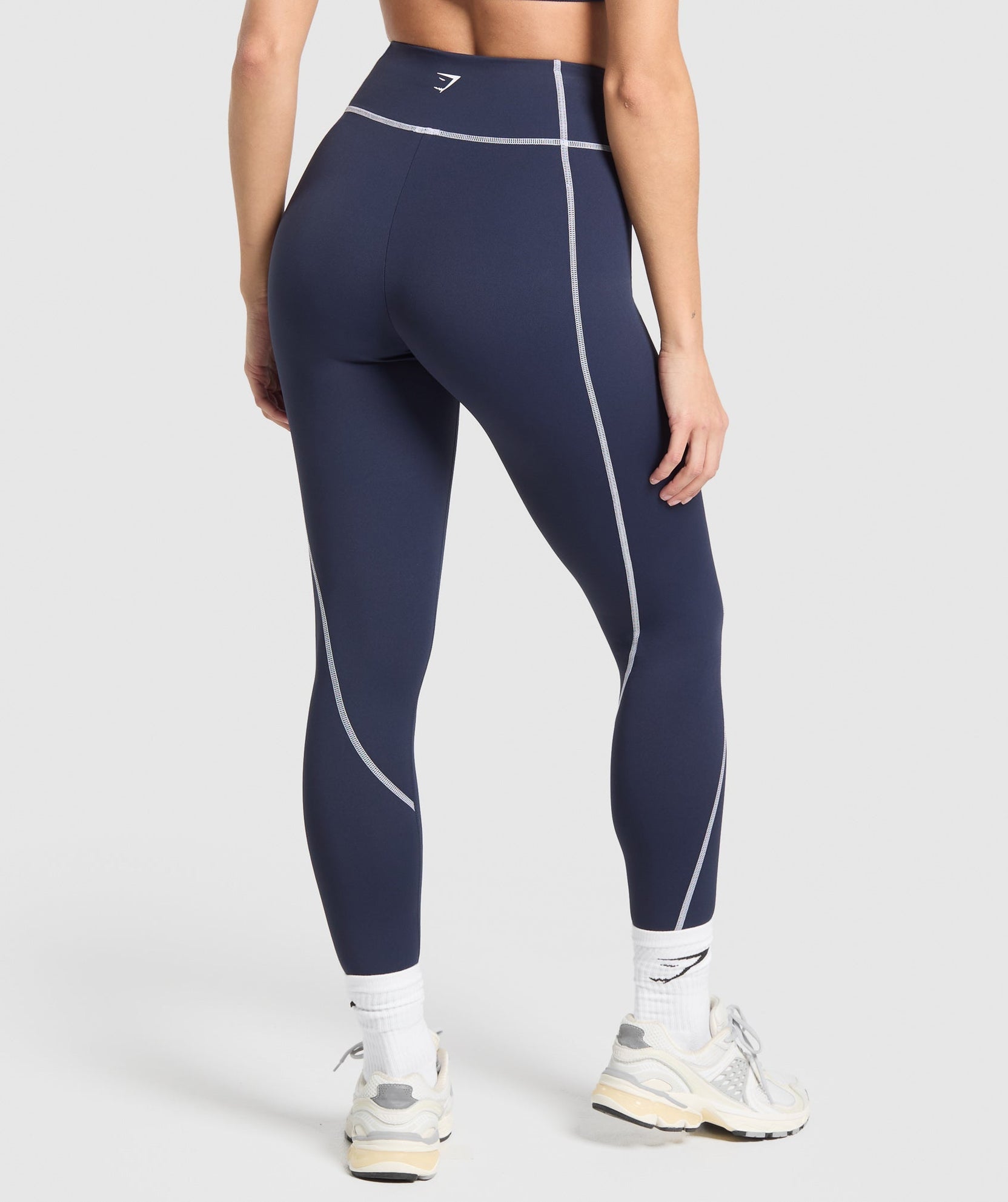 Leggings con puntadas en contraste retro