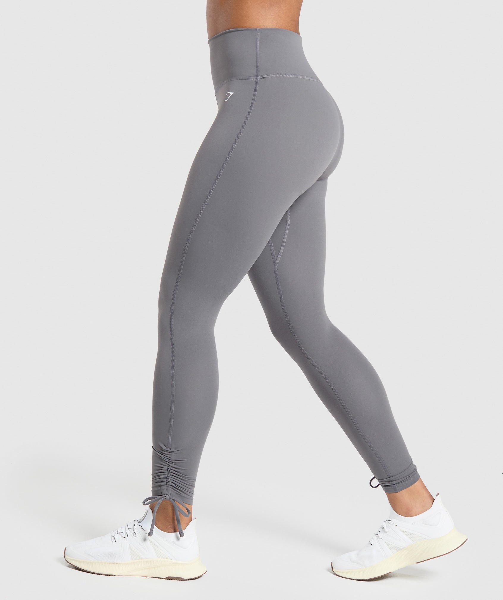 Leggings con lazo en el tobillo