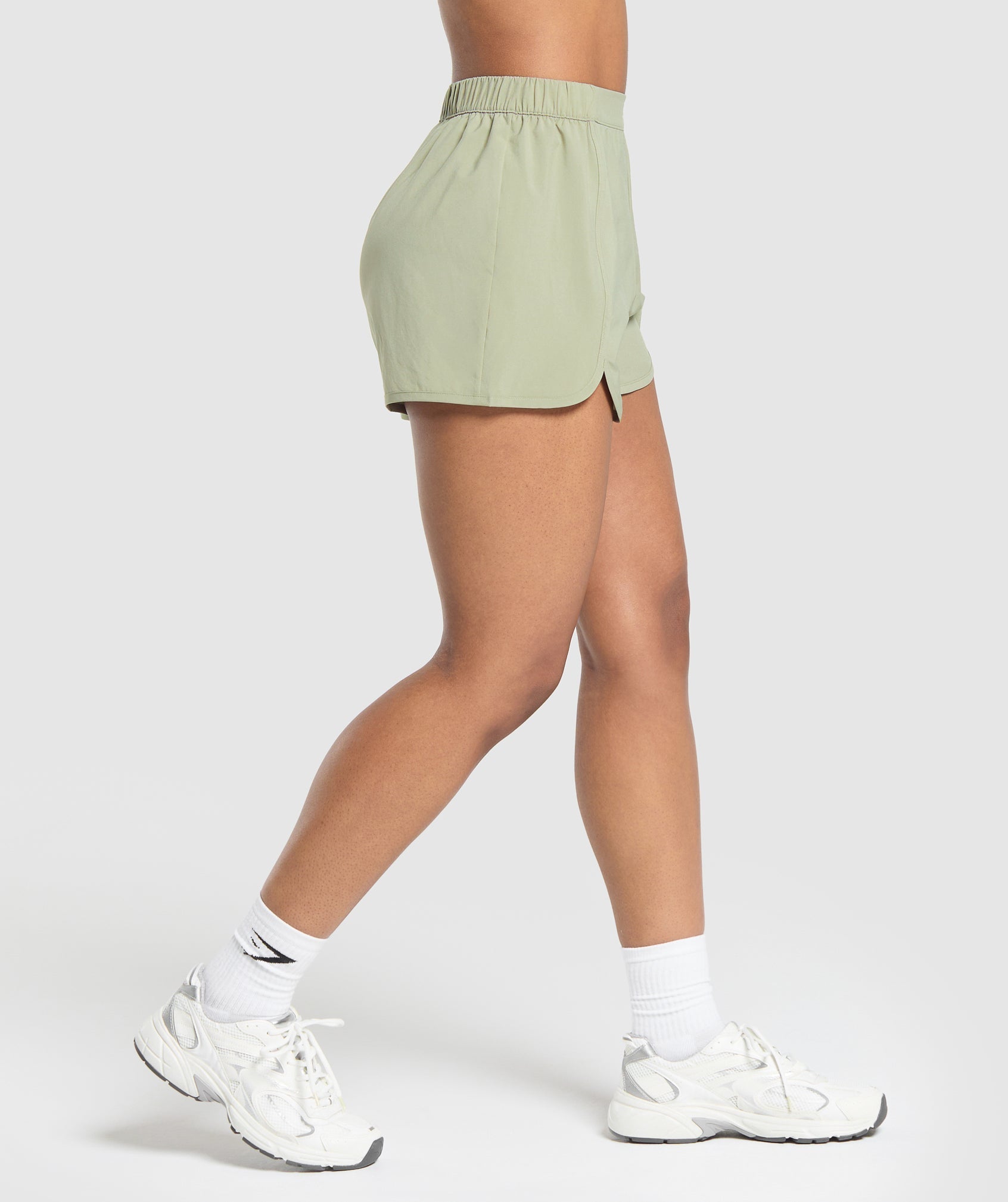 Pantalones cortos con dobladillo festoneado