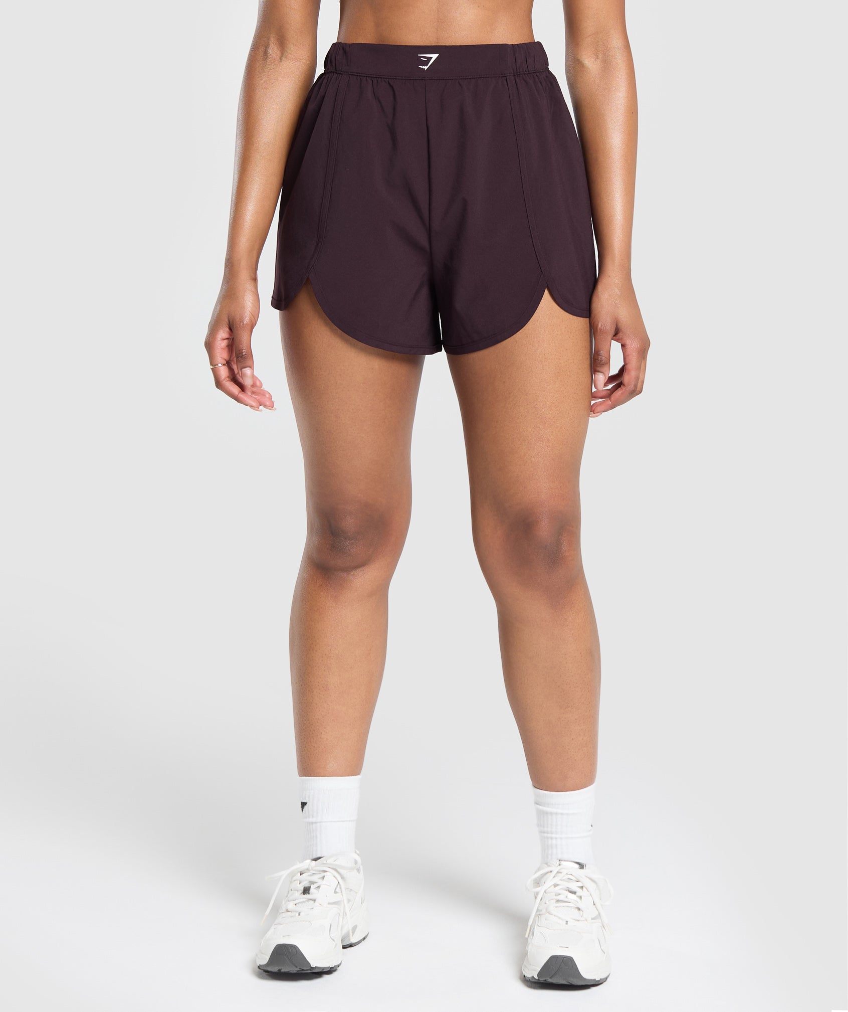 Pantalones cortos con dobladillo festoneado