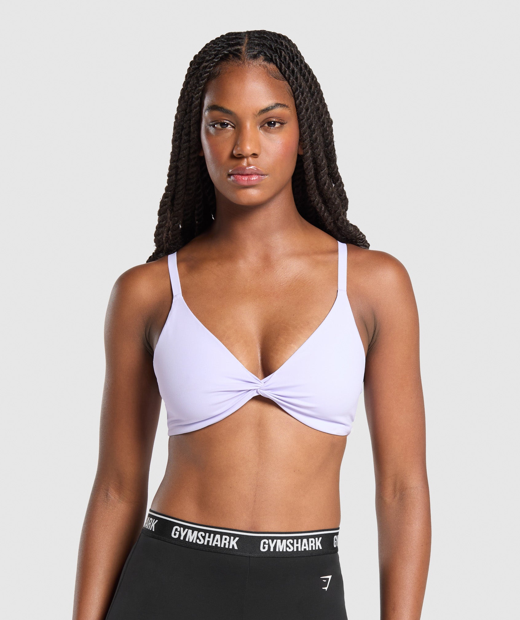 Bralette con parte delantera torcida