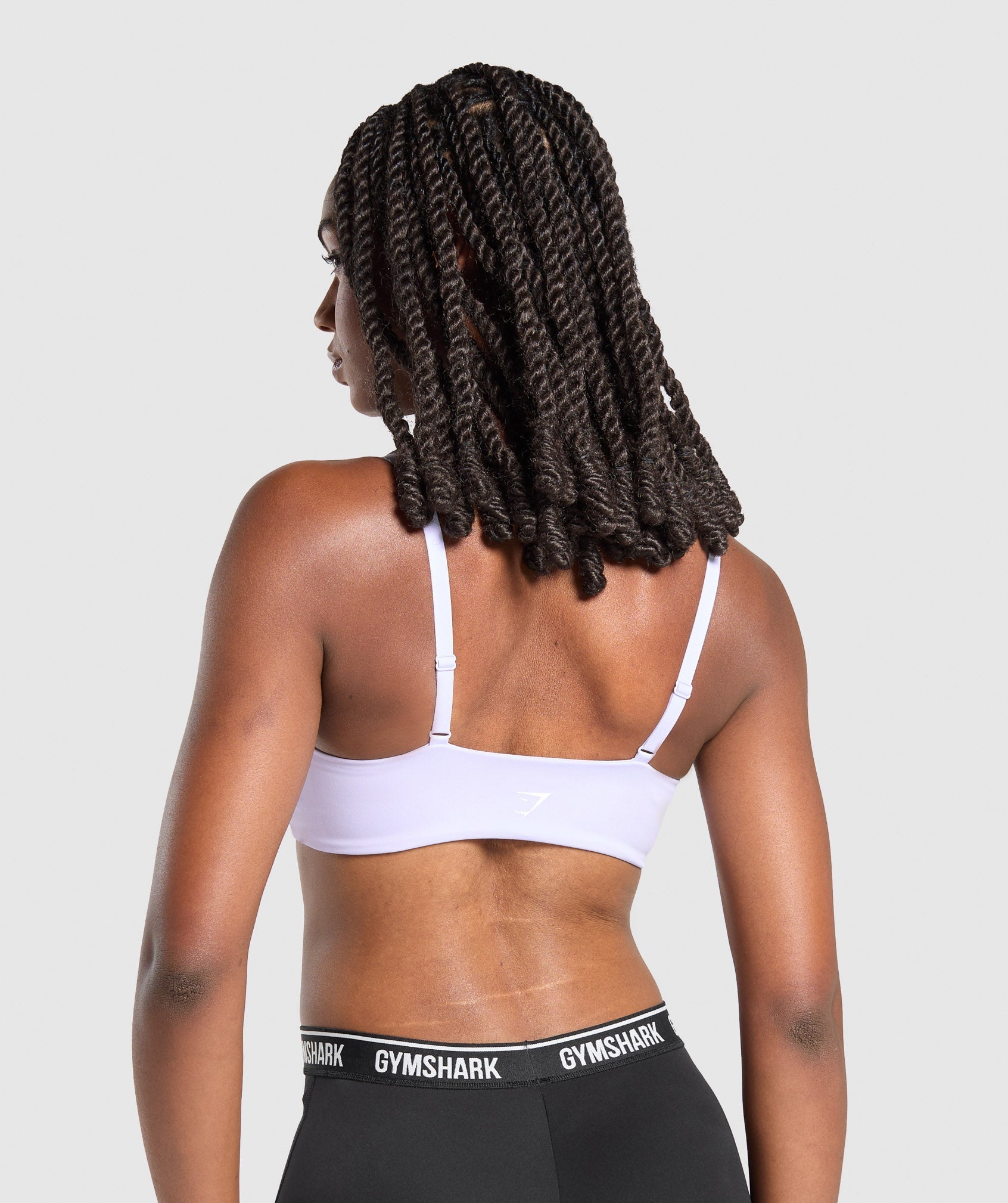 Bralette con parte delantera torcida
