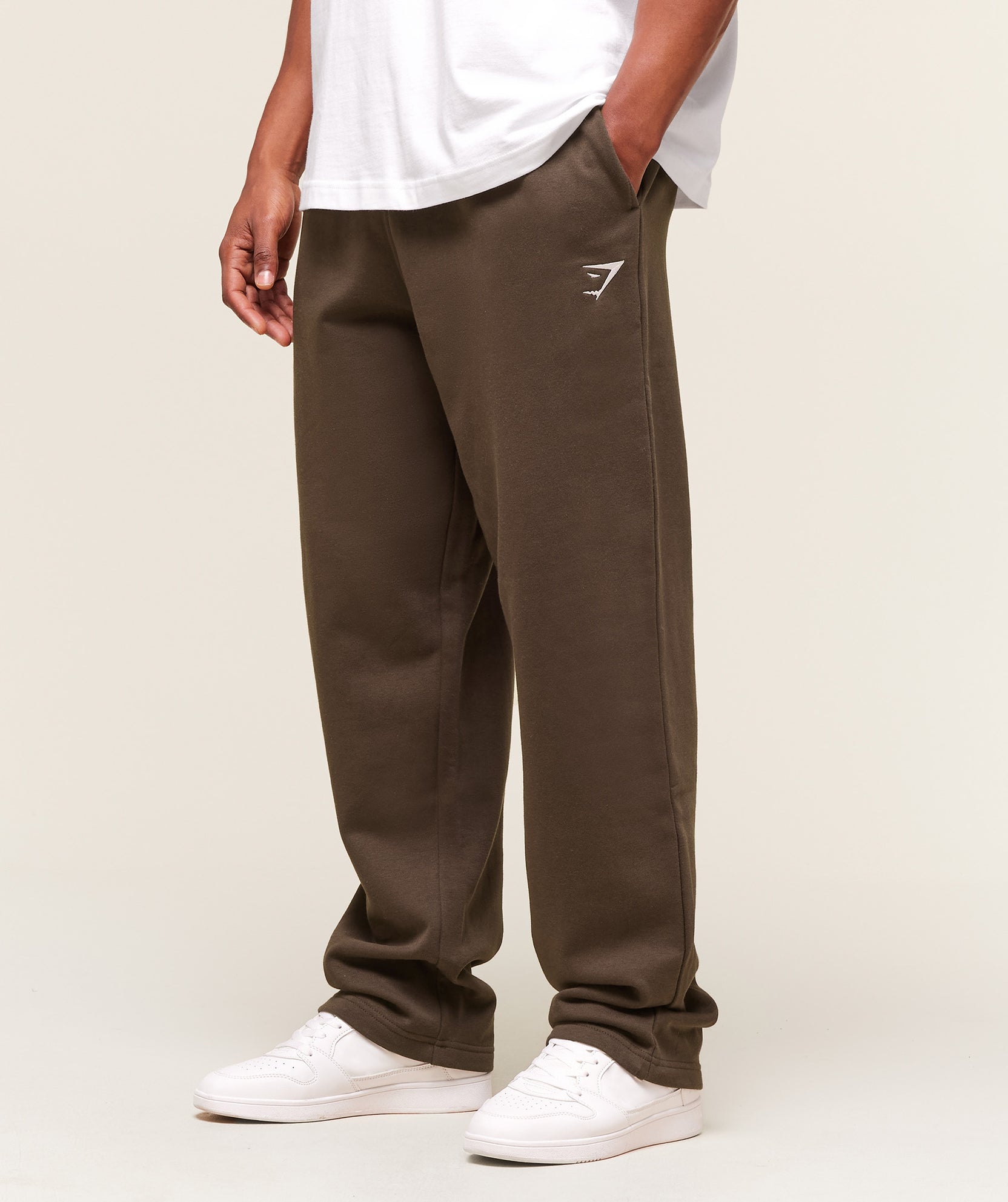 Pantalones deportivos de pierna recta