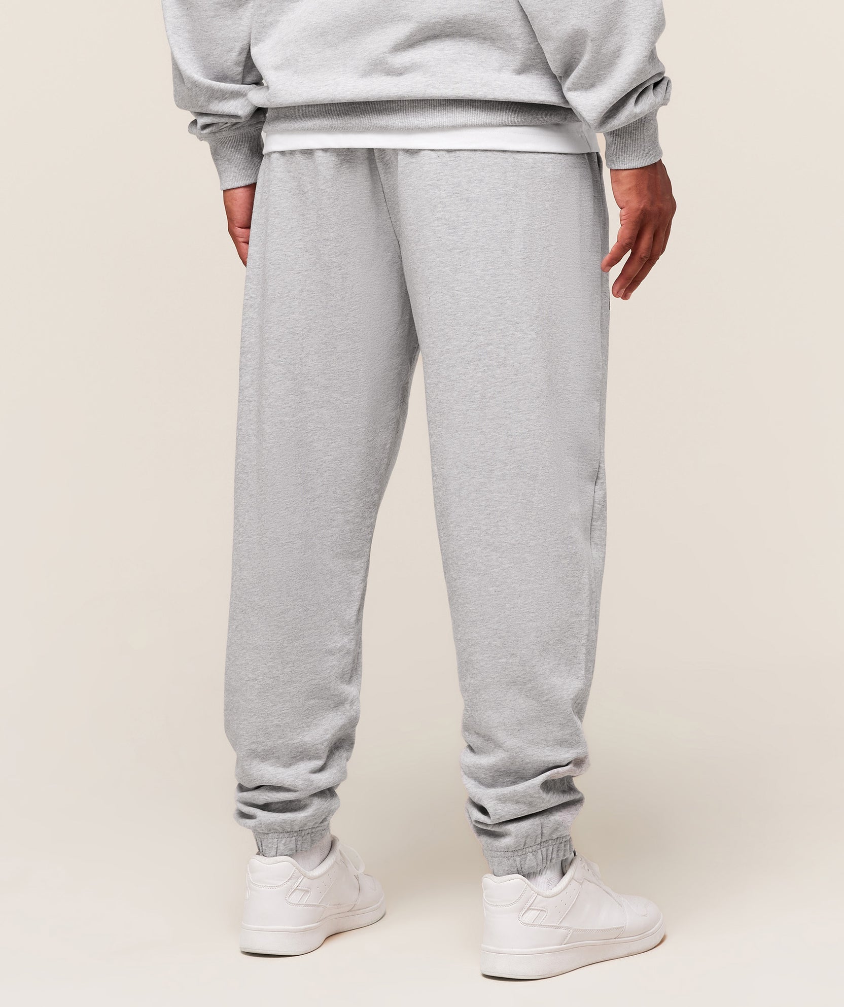 Jogger gráfico desgastado
