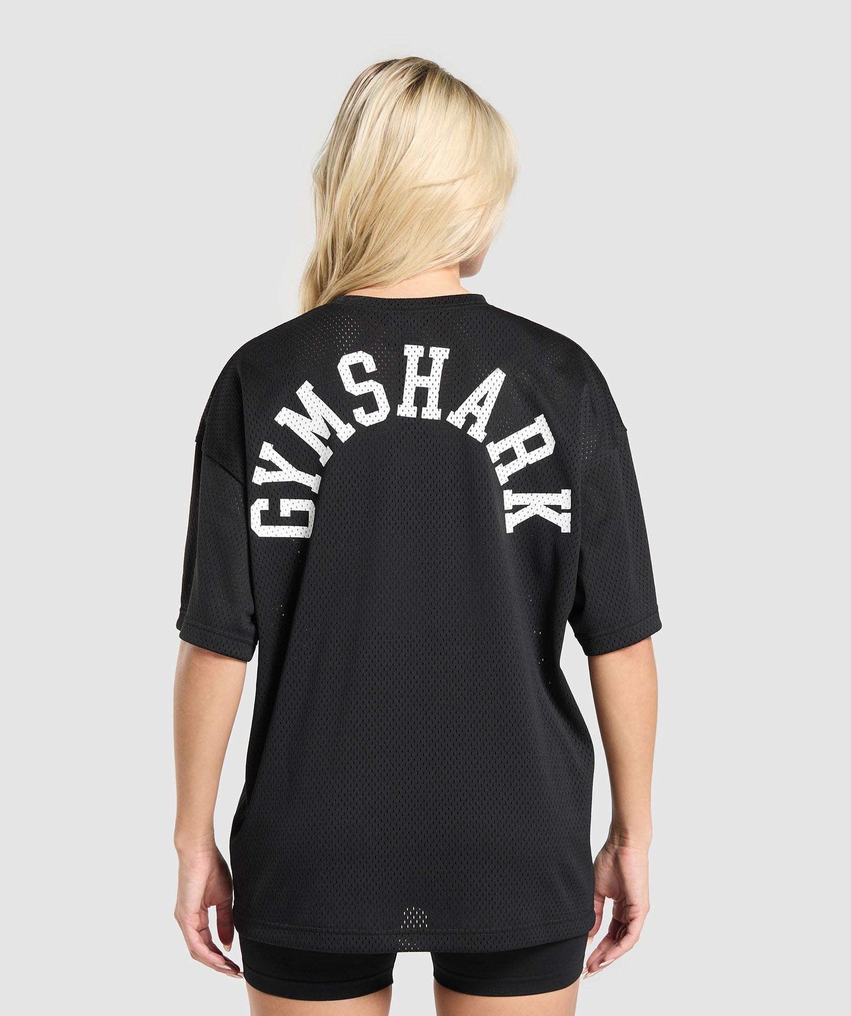 Camiseta extragrande con gráfico de malla